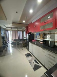 2br Sea Residences pool view dina