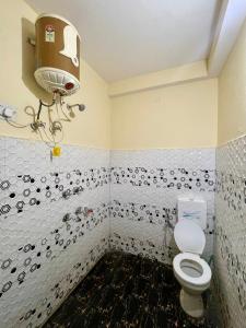 Ufaq by Sifarnama, Shangarh