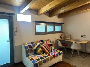 Casa di Chloe - a 4 minuti a piedi dai Navigli - a 20 minuti a piedi dal Duomo