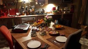 Robinson guesthouse & massages
