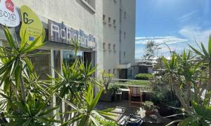 Robinson guesthouse & massages