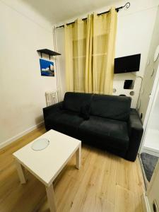 Studios, Paris, Centre, tout équipé près de la Tour Eiffel