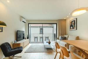 Aires Ornelas Gem, City Escape with Private Parking