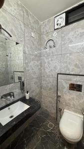 Silver Spring Guest Mouse