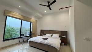 Silver Spring Guest House - Phase 2