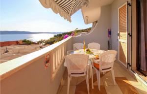 Nice Apartment In Zivogosce