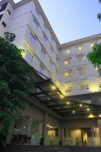 Noormans Hotel Semarang - Candi