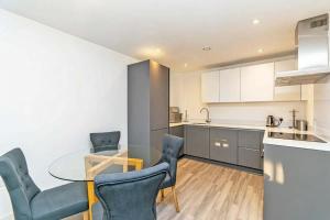 Convenient Central Manchester 2 Bedroom Apartment
