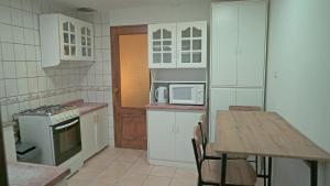 6 personas - Casa amplia y acogedora en zona residencial