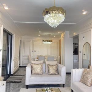 Executive two bedroom apartment in staroot apartment by justin