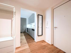 REAL Living by REFA - Modern Haven 1311