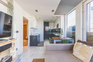 Canary Wharf Retreat with Free Secure Parking