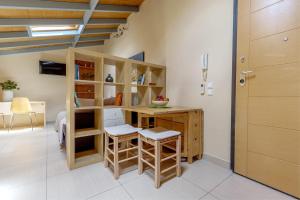 Sunny Skylight Loft!