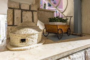 Apartments Knezović