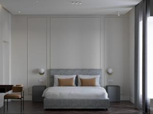 Golden House Vatican - Regolo