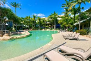 4BR Villa with Pool at Diamond Beach