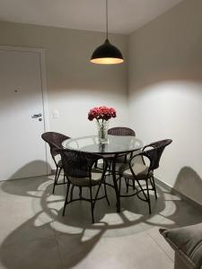 Curitiba Apto 2 dorm com garagem 102 Portão