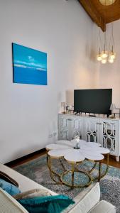 LB Vacation Rentals I Luxury Penthouse Suite 47m2 I Casa dAzur