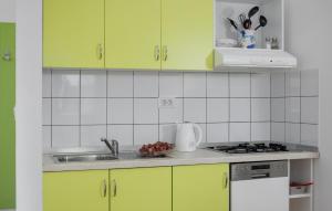 Beautiful Home In Tinjan