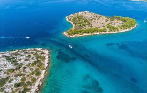 Lovely Home In Tribunj With Wifi