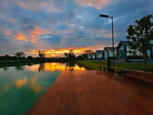 Hug Home Resort Wichianburi ฮักโฮม รีสอร์ท วิเชียรบุรี