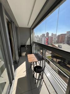 Studio Novo e Iluminado em edifício de luxo