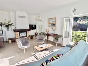 Les Oursinières - Accès à la plage - Près du Port