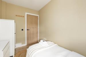 Modern 2BR in Shadwell near Tower Bridge and City