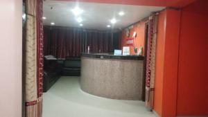 Shree Radha Krishna Hotel