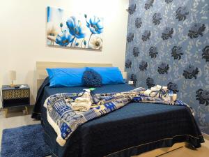 Blue Flowers Room