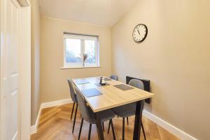 Host & Stay - Parkside Apartment