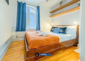 Spacious 2-Bedroom in Tower Bridge by LS2G Stays