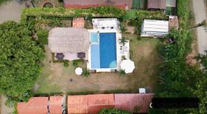 Villa with pool, jacuzzi, Turkish bath, BBQ, kiosk, and green area