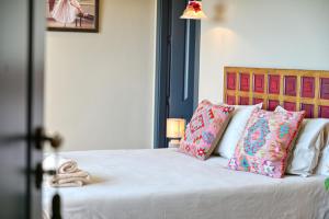 Stunning Villa with sea view and pool