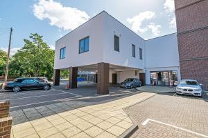 #94 Lux Crosby Gardens Apartment 2 beds 2 baths