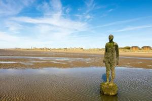 #94 Lux Crosby Gardens Apartment 2 beds 2 baths