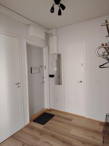 Avara kaksio Hollihaassa