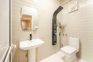 Luxurious and elegant studio استديو فخم وأنيق