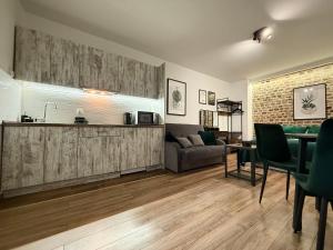 Prosta Butelkowa by Rentoom