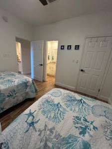 Coastal Escape Beatiful Ground Floor Prime Location Close to Beach