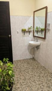 Room #3 Mari Posa Cottage