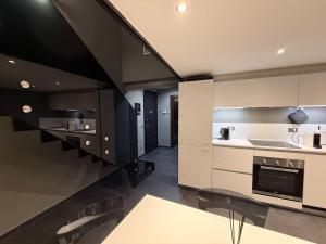 Cadorna Luxury Retreat - Duplex di lusso 2 bagni