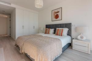 Panoramic Linked Villa with Private Pool - 12A