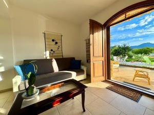 Happy Houses With Garden img11