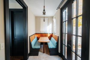 Aspen Courtyard Residence