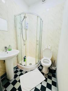 Large studio flat in central Location