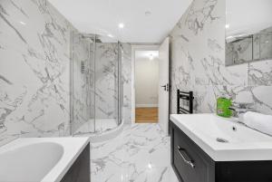 Cosy 2BR - Fast Wi-Fi - Work Space - Free Parking