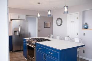 Cast away with kayaks a game room a fire pit and views