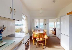 B42 Shilly Chalet, Riviere Towans