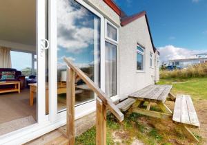 B42 Shilly Chalet, Riviere Towans